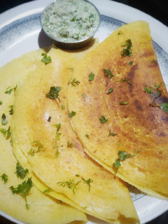 A picture of Moong dal chilla.