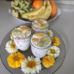 A picture of Fruit Custard 😋.