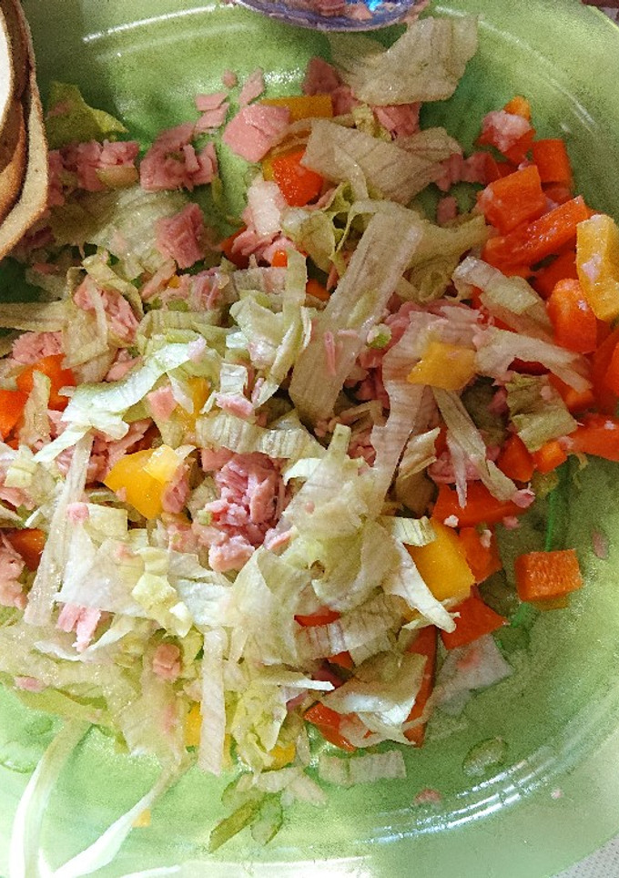 Una foto de Ensalada de atún