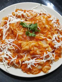 રેડ સોસ પાસ્તા (Red Sauce Pasta Recipe In Gujarati) રેસીપી મુખ્ય ફોટો