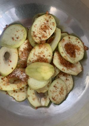 Hình của món Xoài ngâm mắm đường.