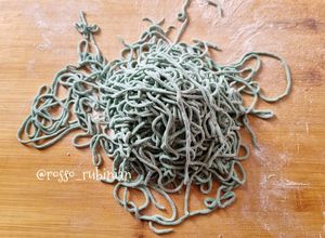 Foto di Spaghetti spirulina e albumi