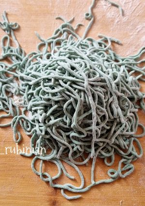 Foto di Spaghetti spirulina e albumi