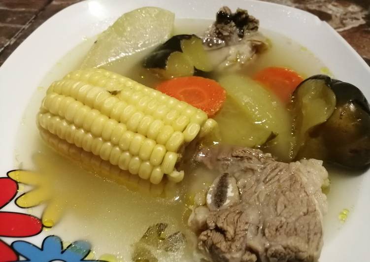 Caldo de Res Puchero