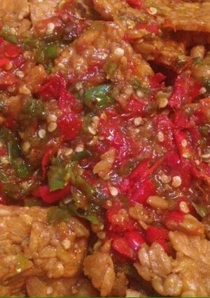 Foto resep Sambal bawang putih & tempe goreng