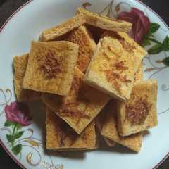 A picture of Bagelan/roti tawar panggang.