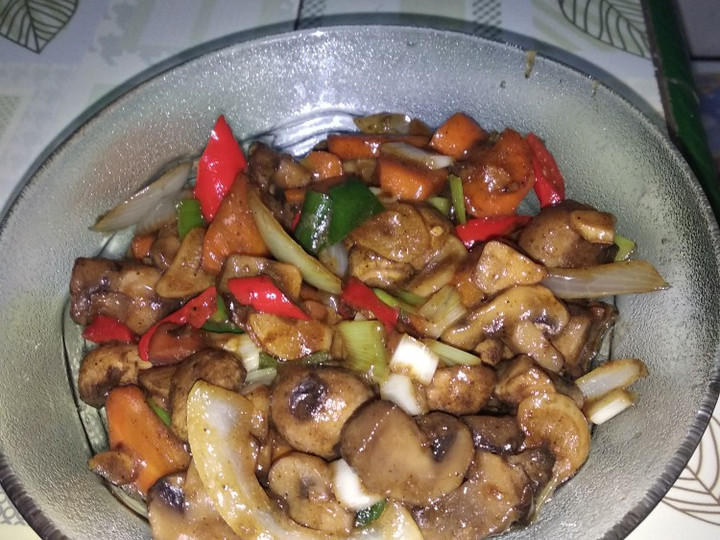 Ternyata begini lho! Cara praktis membuat Jamur kancing masak lada hitam ala chef Muhammad R.Floren  spesial