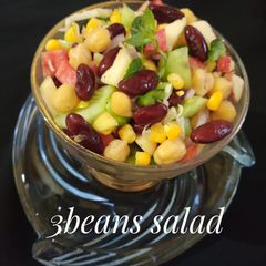 A picture of 3 beans salad.