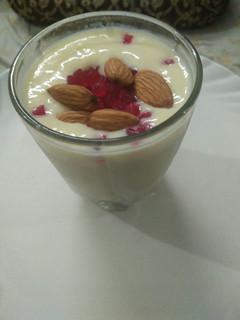 A picture of Mango milk shake.