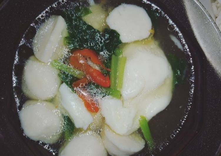 Sup bakso ikan simple