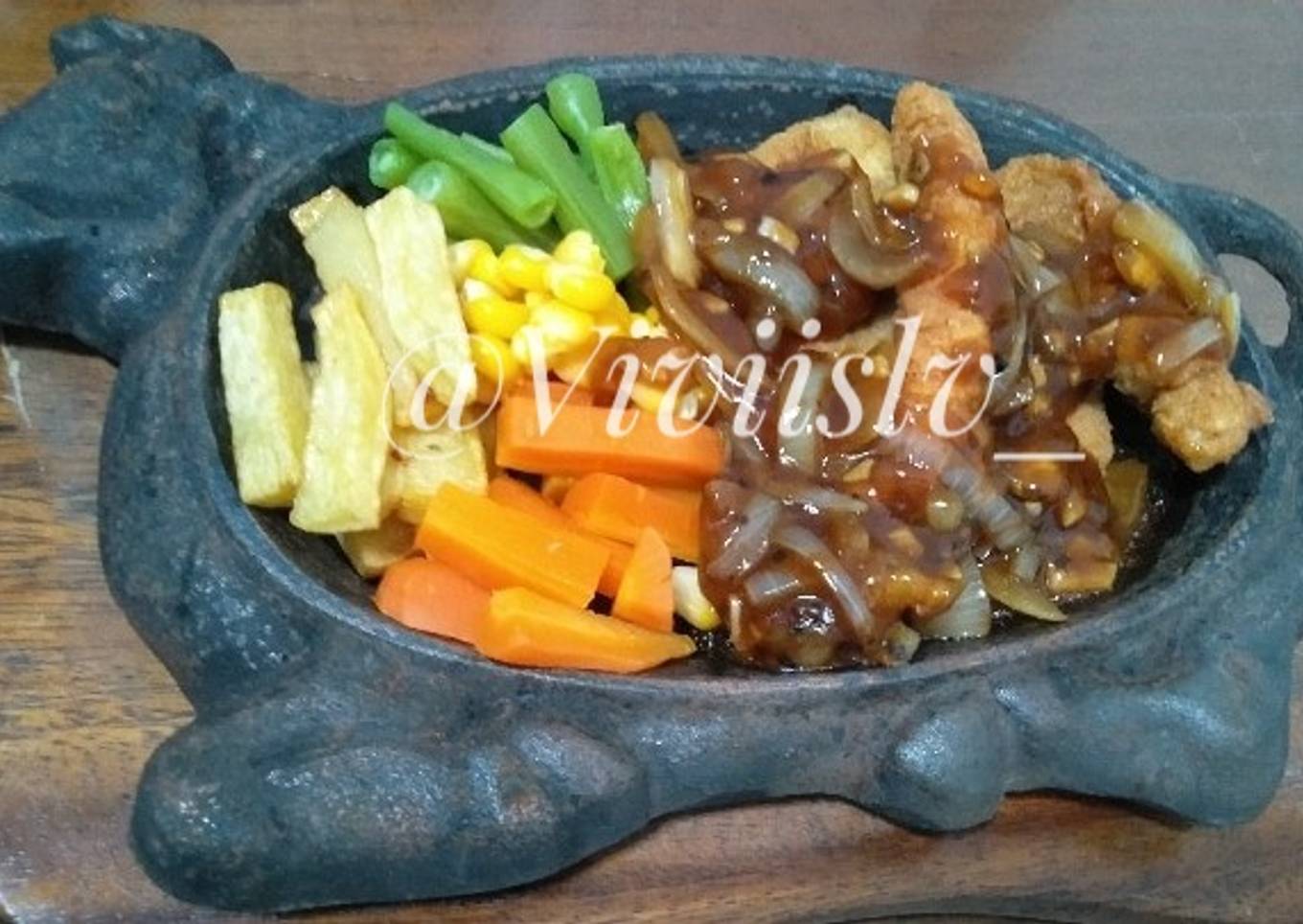 Chicken steak with blackpaper sauce