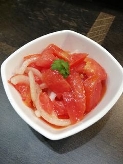 Paradicsomsaláta recept fotója