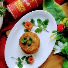 A picture of Chicken shami kabab.