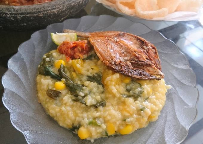 Resep Bubur manado ricecooker yang Lezat Sekali