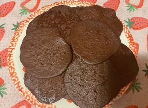 Una foto de Chips de proteína, chocolate y queso ricotta
