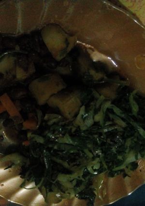 A picture of Bean and cabbage stew.