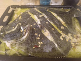 Rodaballo al horno con txakoli