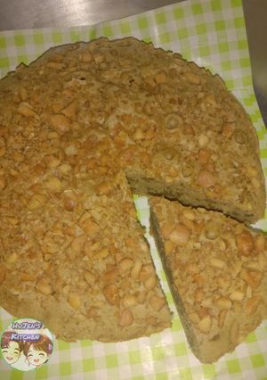 รูปของ เค้กกาแฟหน้าถั่วลิสง (Peanut Coffee Cake)