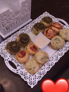 صورة لوصفة معجنات زعتر وبيتزا وجبنه