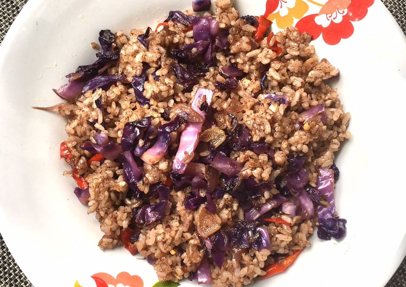 Nasi Goreng Rendang Kol Ungu