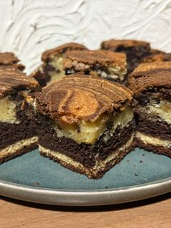 Una foto de Torta Dulce Marmolada De Vainilla y Cacao 🍫🍥