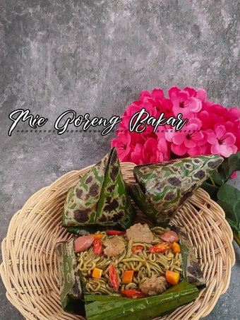 Langkah Gampang Menyiapkan Resep Mie goreng bakar yang  Bikin Ketagihan Anti Ribet, Lezat