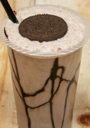 A picture of Oreo & ice-cream milkshake.