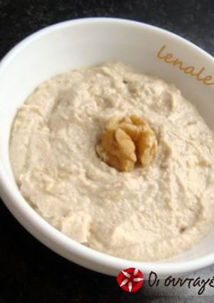A picture of Skordalia with walnuts from Thrace.