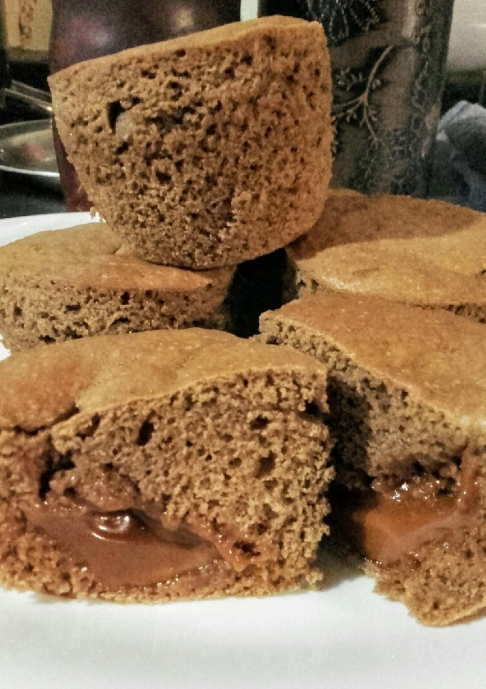 Una foto de Muffins de chocolate y dulce de leche ☆