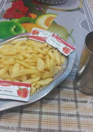 A picture of French fries.