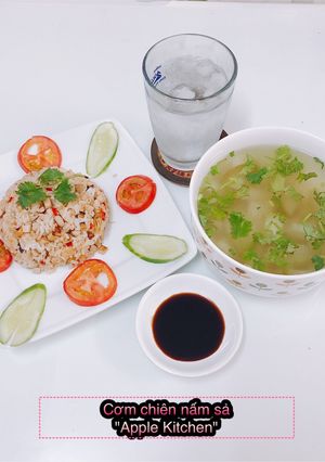 Hình của món Cơm chiên nấm sả ớt chuông.
