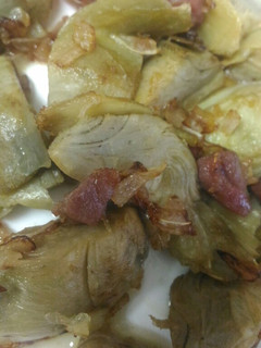 Una foto de Alcachofas salteadas con jamón