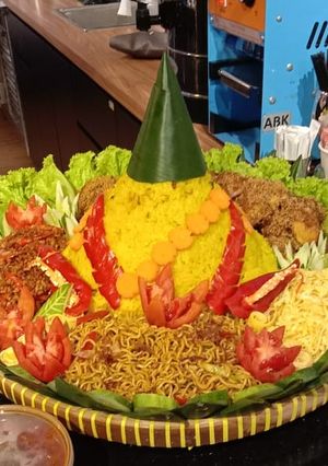 Foto resep Tumpeng Kuning