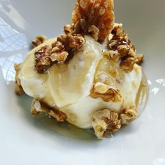 A picture of Homemade greek yoghurt.