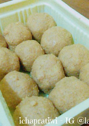 Foto resep Laddu Besan Susu / Manisan India