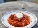 Spaghetti all'assassina – Apulian killer-style spaghetti to die for