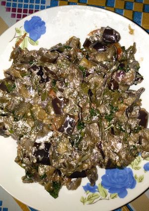 A picture of Biriganya together with spinach.