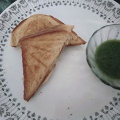 A picture of Bread potato toast.