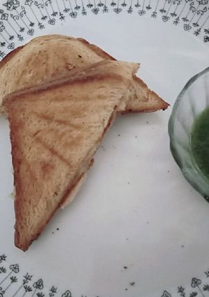 A picture of Bread potato toast.