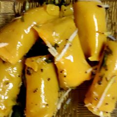 A picture of Khandvi.