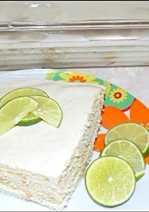 Una foto de Pay de limón - lemon pie - postre sin horno