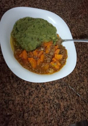 A picture of Irio/mukimo and mincemeat stew #author marathon.