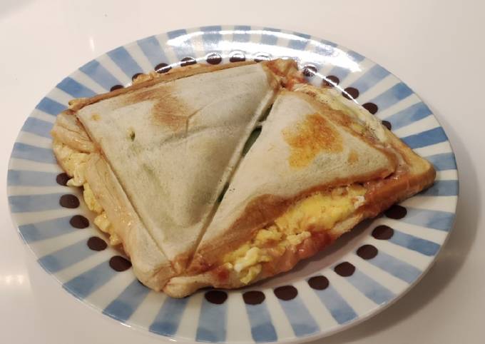 Resep Sandwich Street food Korea oleh Mamawok - Cookpad