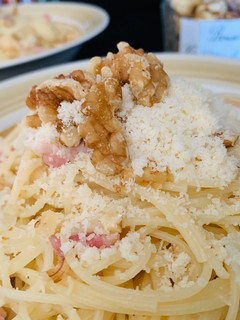 Una foto de Espagueti al aroma carbonara🧀
