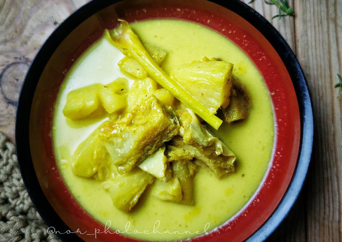 Kari ikan nanas asin