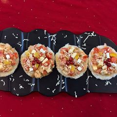 A picture of Insalata al Forno(a light Italian Starter served with toasted bread).
