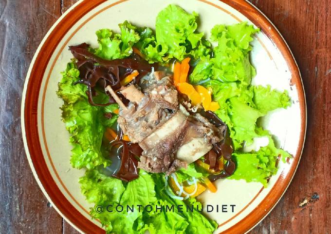 Sop iga empuk selada segar turun bb diet