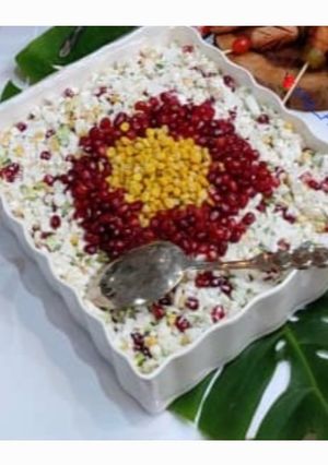 عکسی از دستور سالاد انار و کلم برگ