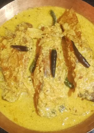 পমফ্রেট মাছের রসা (pomfret macher rosa recipe in Bengali) রেসিপির প্রধান ছবি