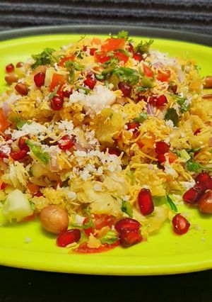 दडपे पोहे.. (dadpe pohe recipe in marathi) रेसिपी चे मुख्य फोटो 
